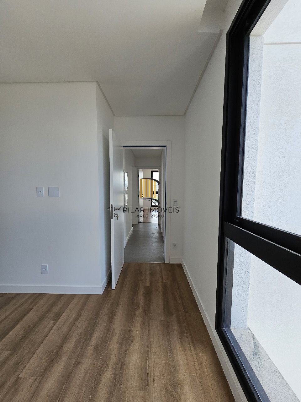 APARTAMENTO DE LUXO NO BLUE WAVES RESIDENCES EM PIÇARRA- SC COM VISTA PARA O MAR - ALTO PADRÃO