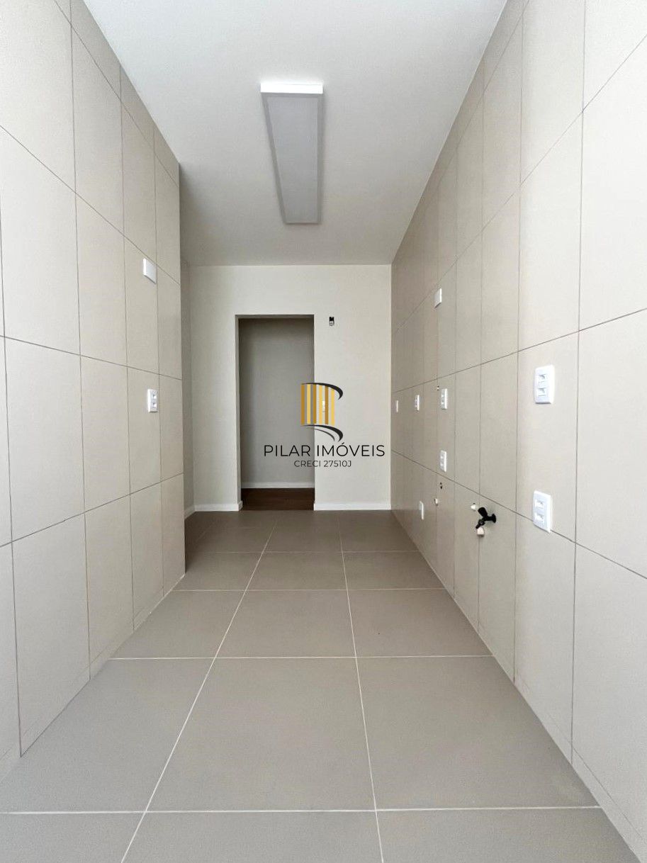 Excelente apartamento 2 dormitórios reformado no Bom Fim