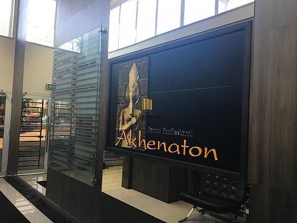 Ótima sala comercial com 1 vaga próximo a OAB