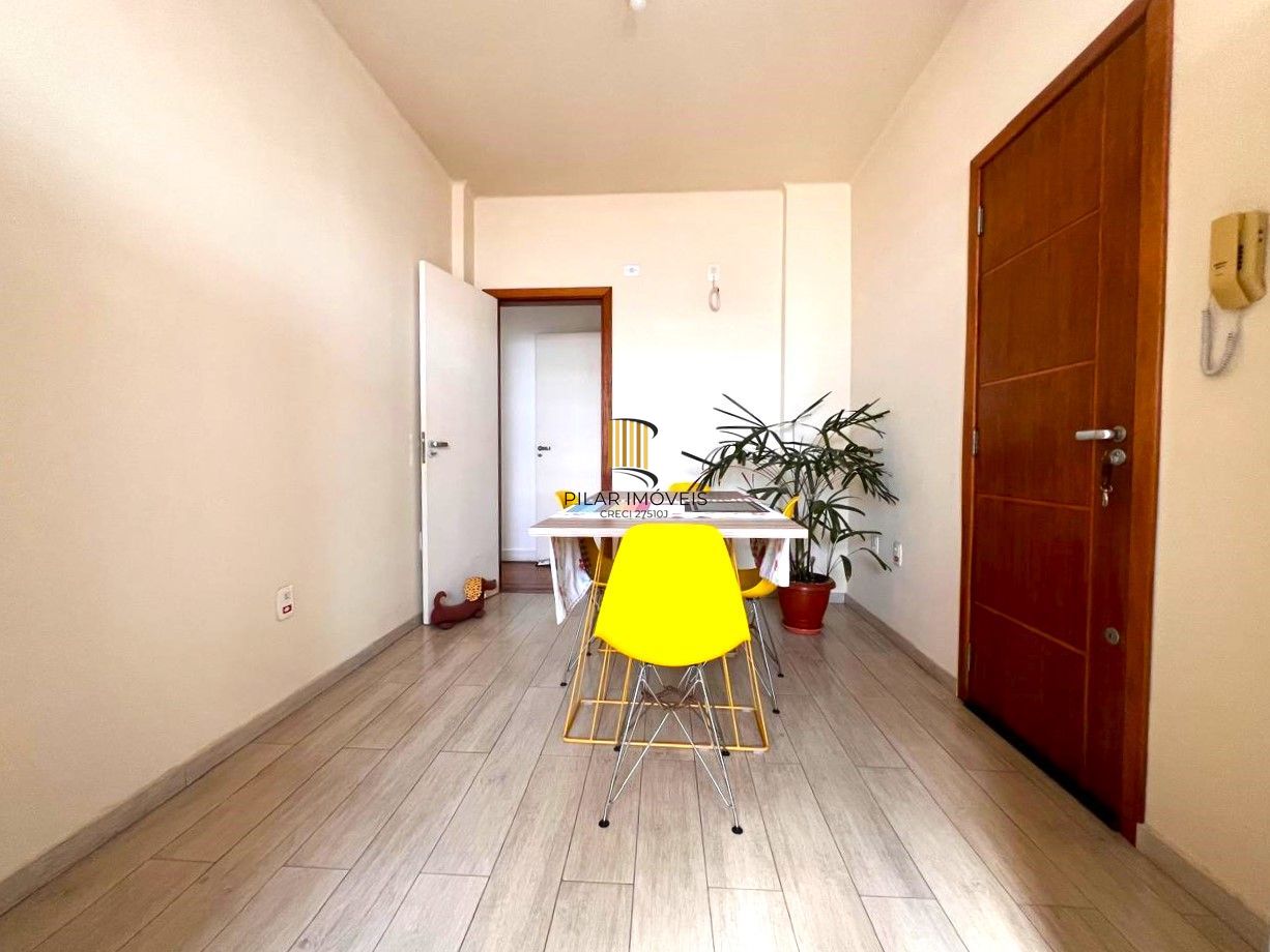 Apartamento 3 dormitórios em Frente a Faculdade de Odonto  e  Hosp. Clínicas