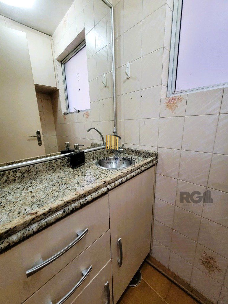 EXCELENTE SALA COMERCIAL NO CENTRO DA CIDADE DE PORTO ALEGRE