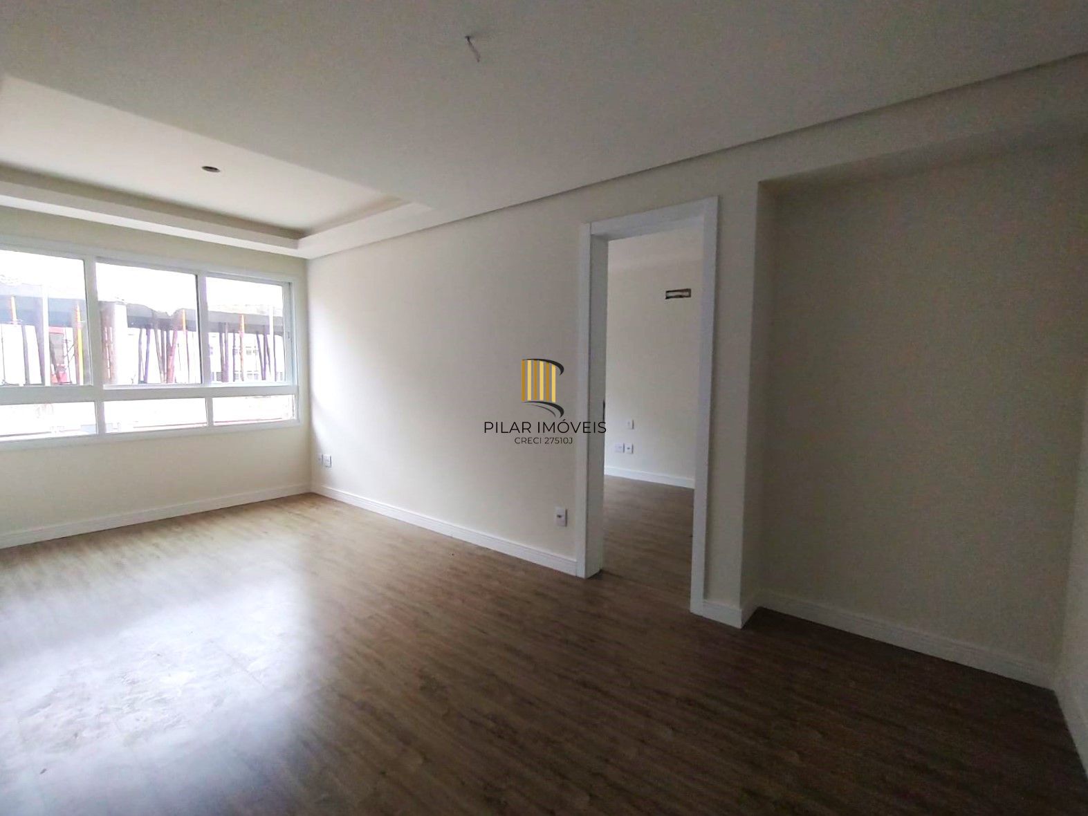APARTAMENTO 1 DORMITÓRIO COM SUÍTE, COZINHA AMERICANA, LAVABO E AMPLO LIVING NO BOM FIM!