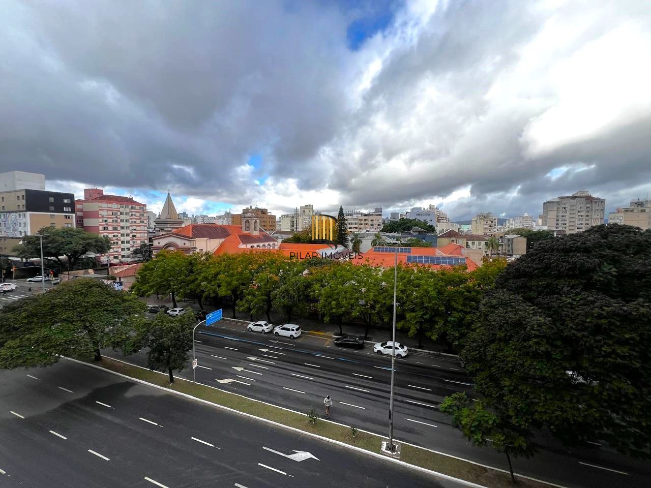 Excelente apartamento 2 dormitórios com duas vagas na Cidade Baixa