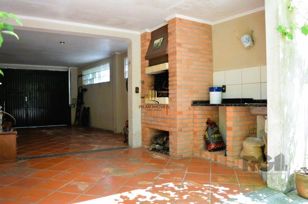 MAGNÍFICA MANSÃO ANOS 90 A BEIRA DO GUAÍBA NA ZONA SUL DE PORTO ALEGRE!