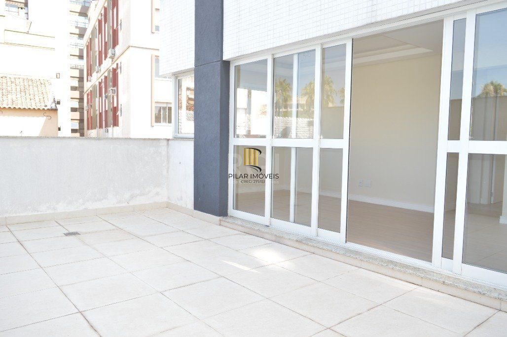 Excelente apartamento 2 dormitórios com garden e duas vagas no Bom Fim