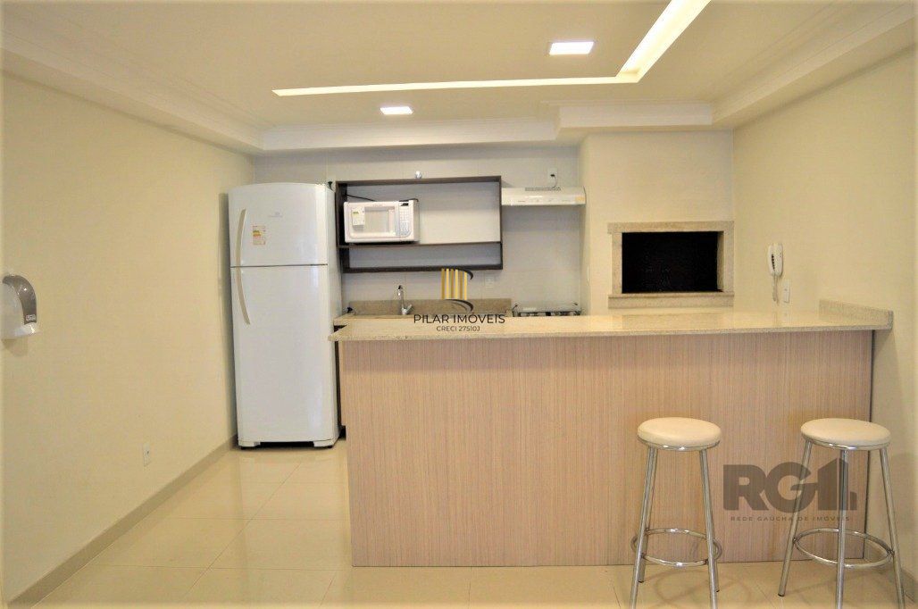 Excelente apartamento 2 dorm. sendo 1 suite, com terraço, churrasqueira, semimobiliado - 1 vaga dupla - Bairro Cidade Baixa