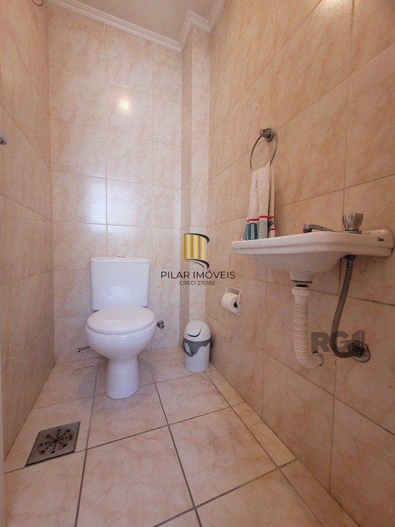 Apartamento 2 dormitórios no bairro Azenha