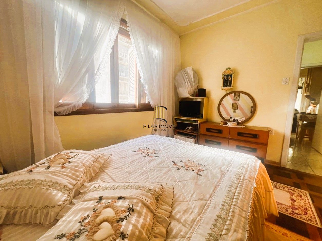 APARTAMENTO 2 DORMITÓRIOS COM VISTA DESLUMBRANTE NO CENTRO DA CIDADE.