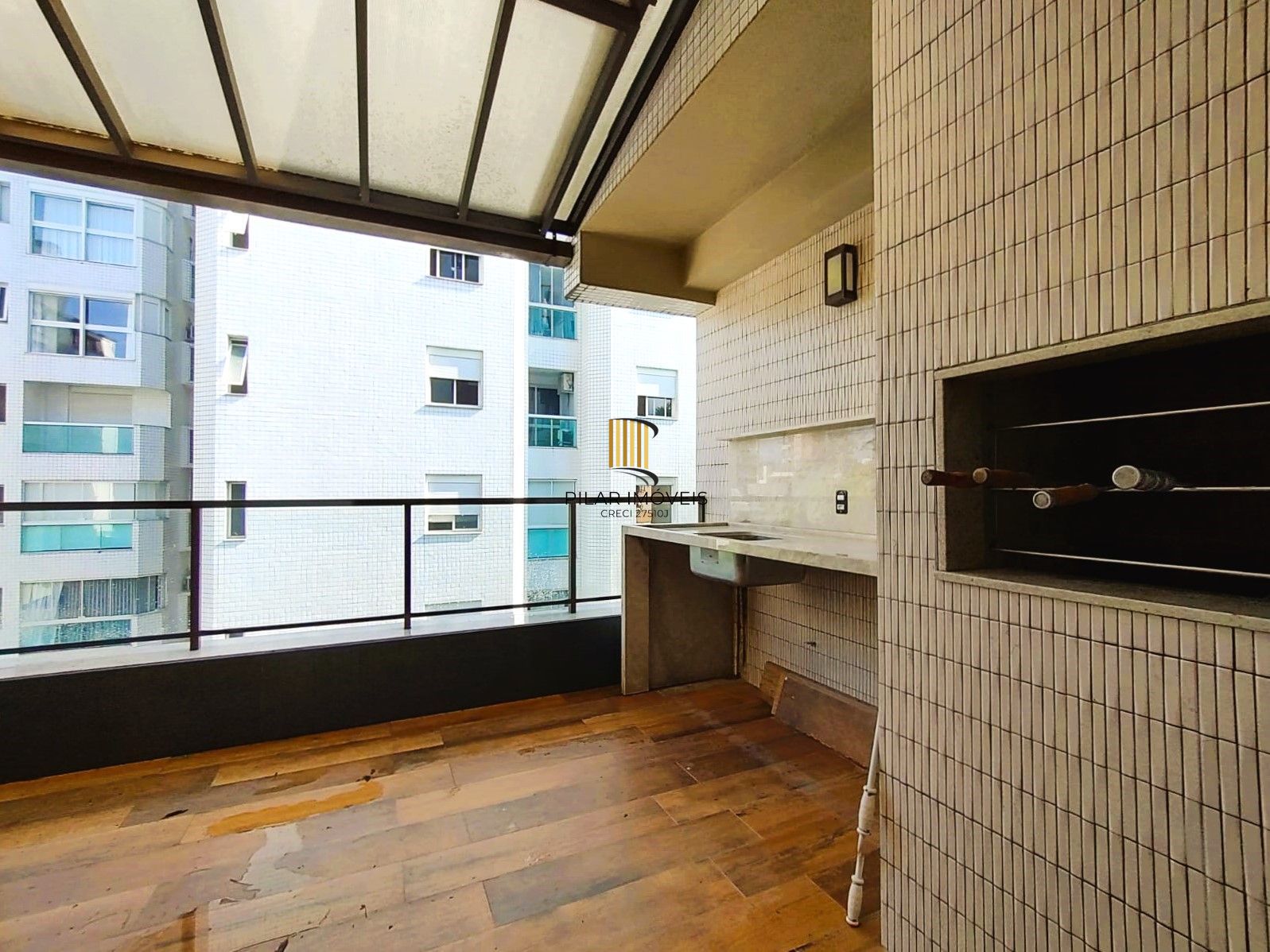 Lindo Duplex 2 dormitórios todo reformado na Dona Laura