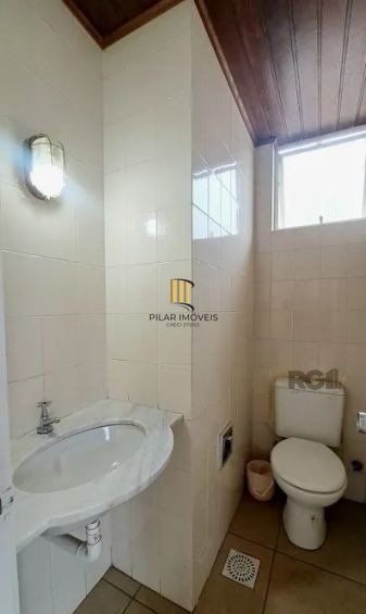 Excelente apartamento 2 dormitórios reformado no Bom Fim