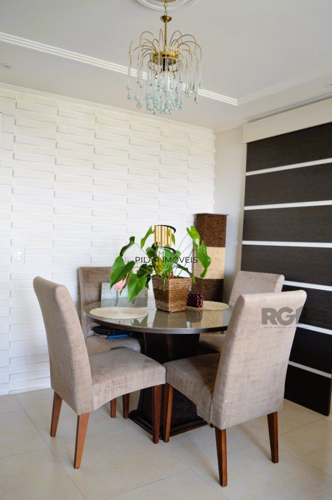 Impecável apto. 2 dormitórios -1 suíte, semimobiliado com linda vista e próximo ao Catamarã no Centro de Guaiba