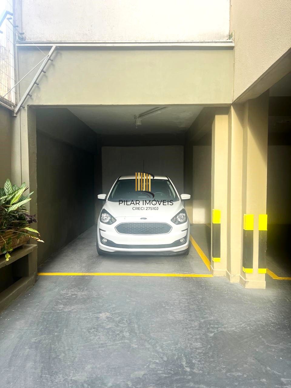 OPORTUNIDADE ÚNICA NO BOM FIM: APARTAMENTO 2 DORMITÓRIOS COM VAGA E ELEVADOR