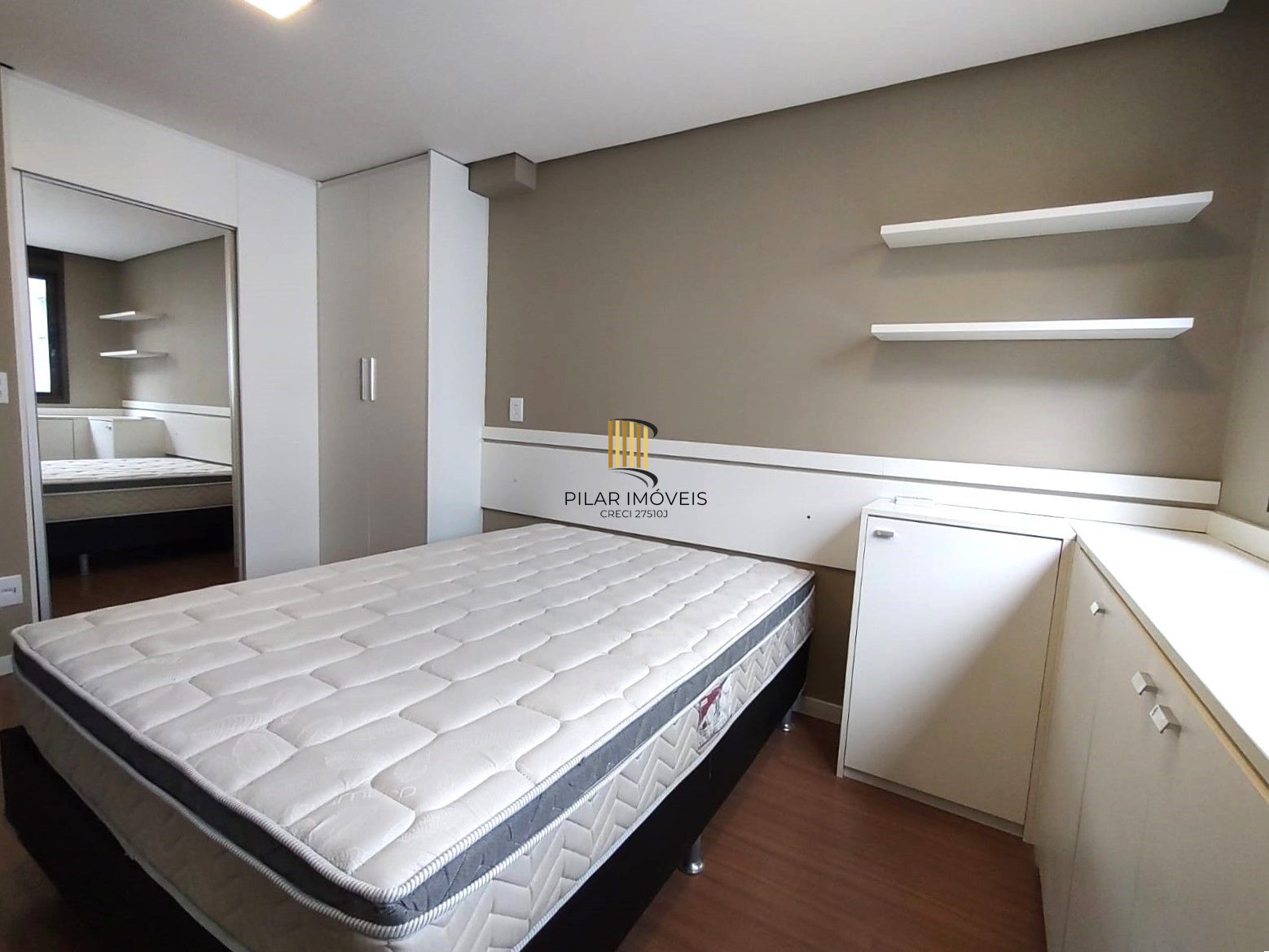 Lindo Duplex 2 dormitórios todo reformado na Dona Laura