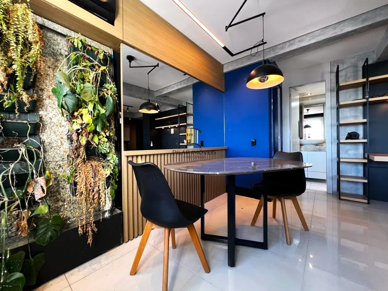 Apartamento 1 dormitório mobiliado com vaga e infra no Bairro Santana