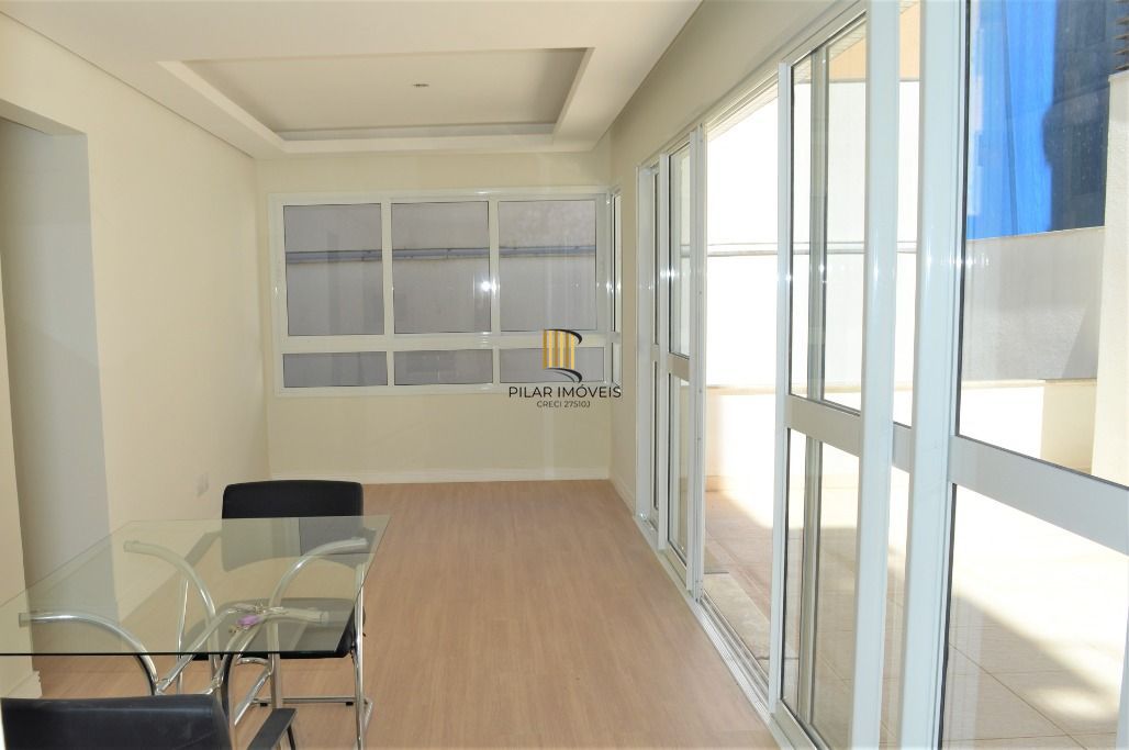 Lindo apartamento 2 dormitórios com 1 suíte, amplo garden e 2 vagas no Bairro Bom Fim.