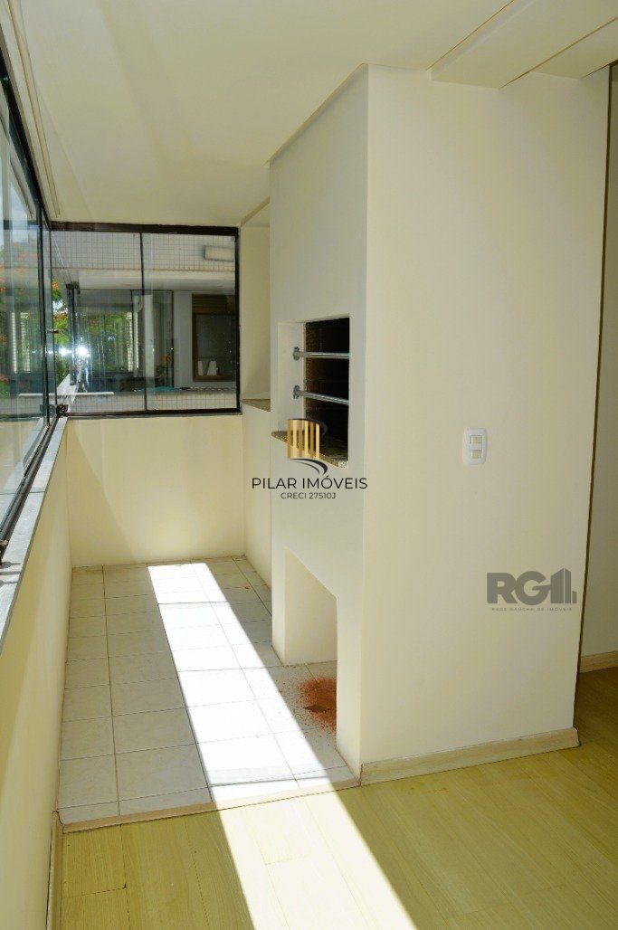 Excelente apto.2 dorm. com 1 suíte, churrasqueira e 1 vaga na Rua Olavo Bilac