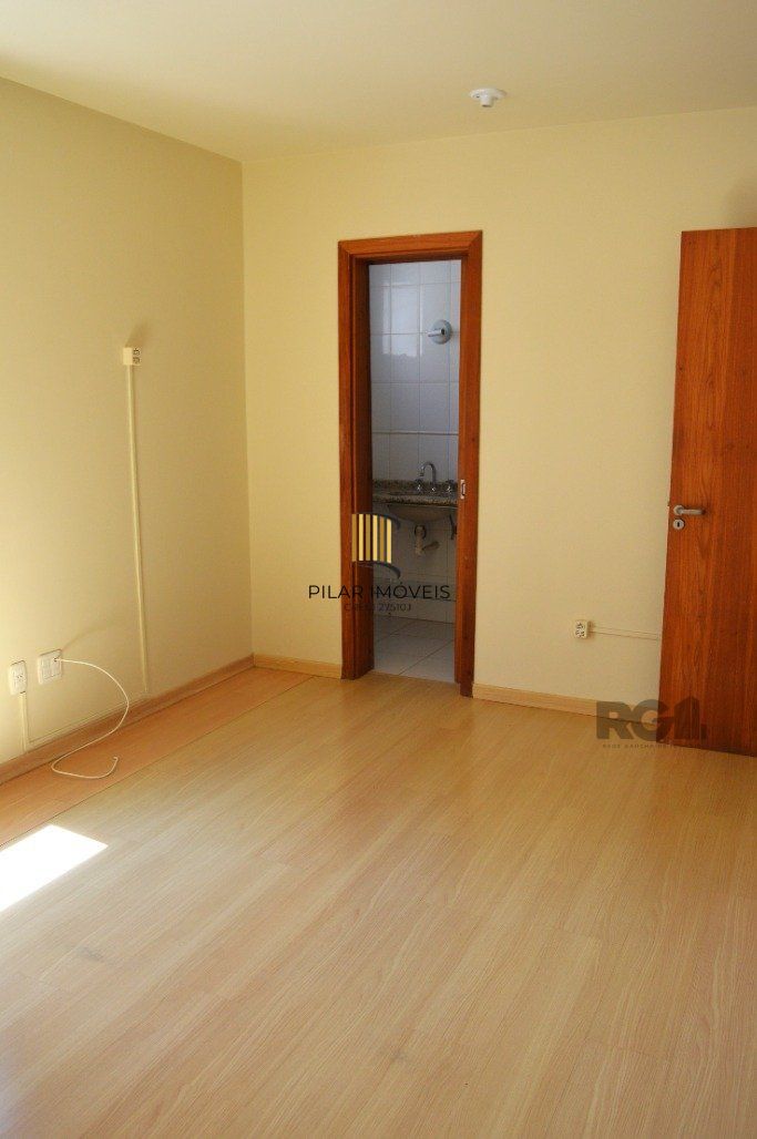 Excelente apto.2 dorm. com 1 suíte, churrasqueira e 1 vaga na Rua Olavo Bilac