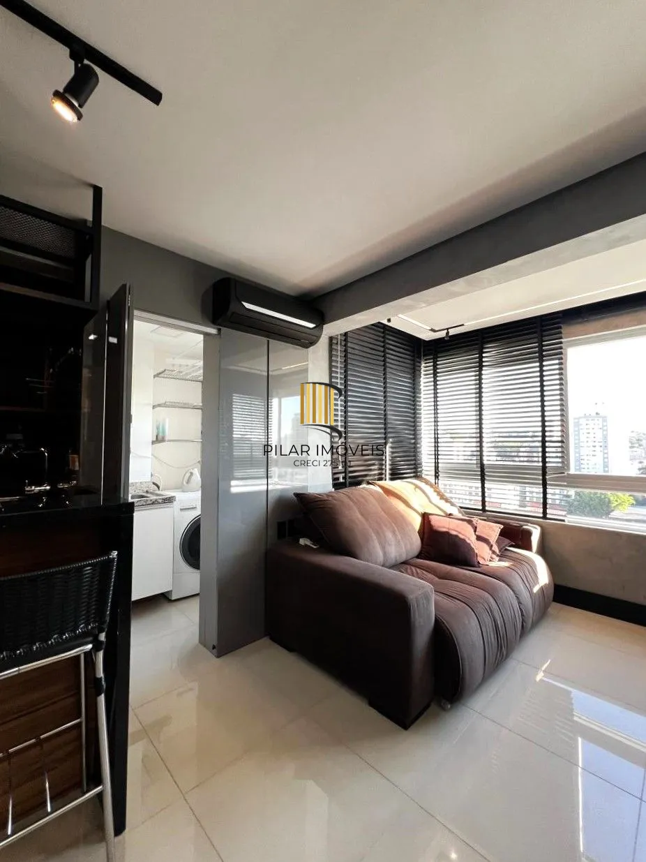Apartamento 1 dormitório mobiliado com vaga e infra no Bairro Santana