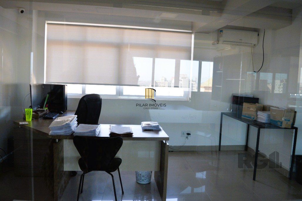 ANDAR INTEIRO NA GALERIA MALCOM 22º - SALA COMERCIAL LINDA E REFORMADA