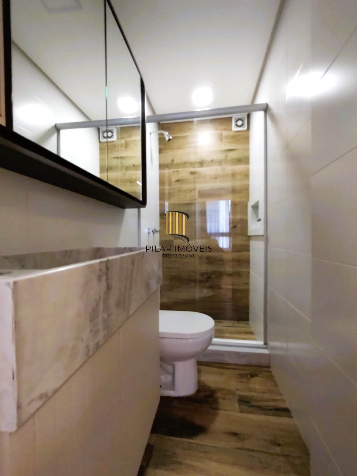 Lindo Duplex 2 dormitórios todo reformado na Dona Laura