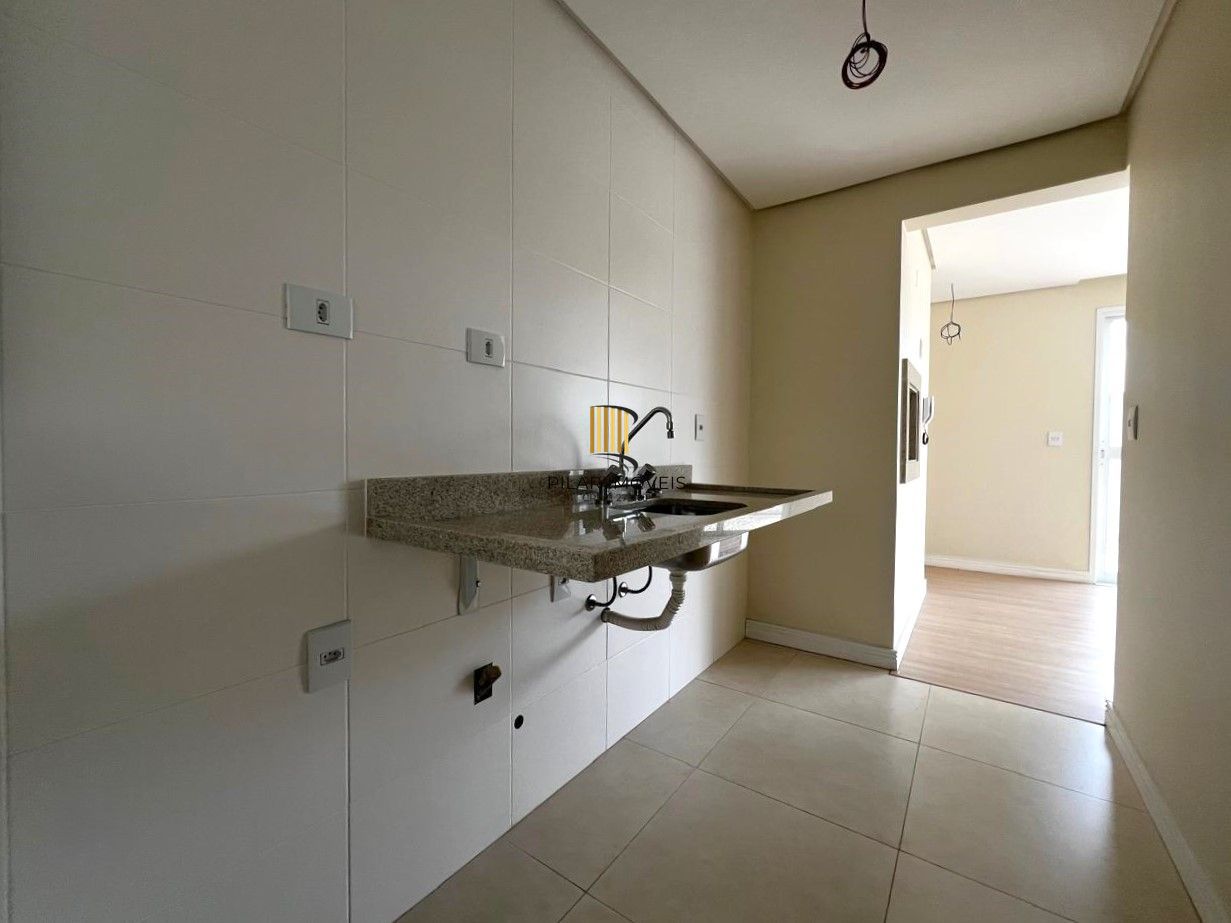 Apartamento 2 dormitórios com 1 suíte,  garden, 2 vagas e elevador no Bom Fim!