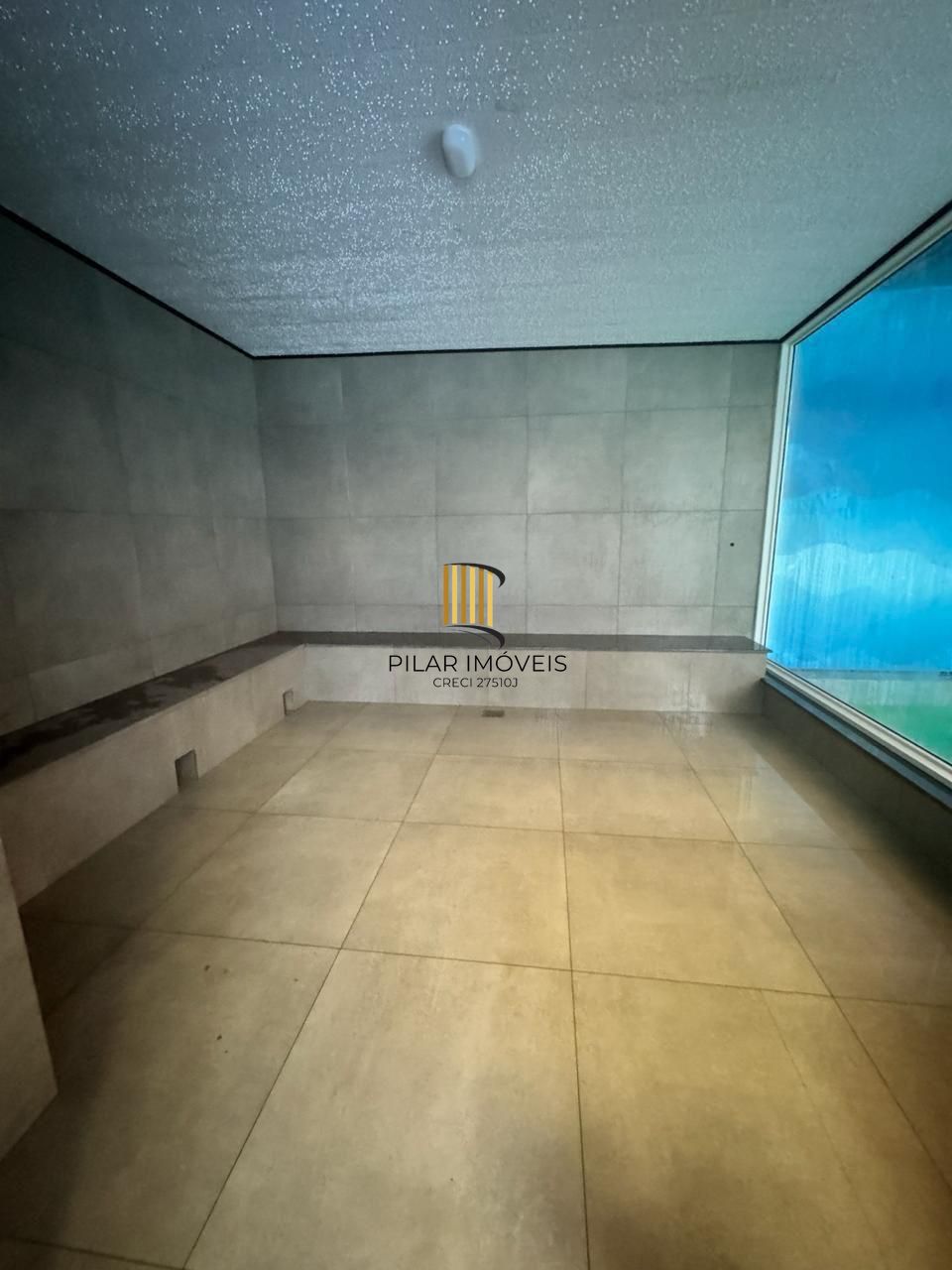 Excelente Studio mobiliado com vaga coberta no Living Resort House