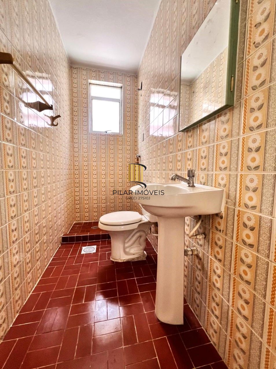 Apartamento 2 dormitórios na João Telles