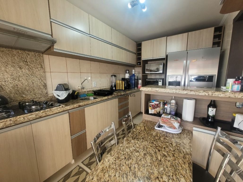 Impecável apto. 2 dormitórios -1 suíte, semimobiliado com linda vista e próximo ao Catamarã no Centro de Guaiba