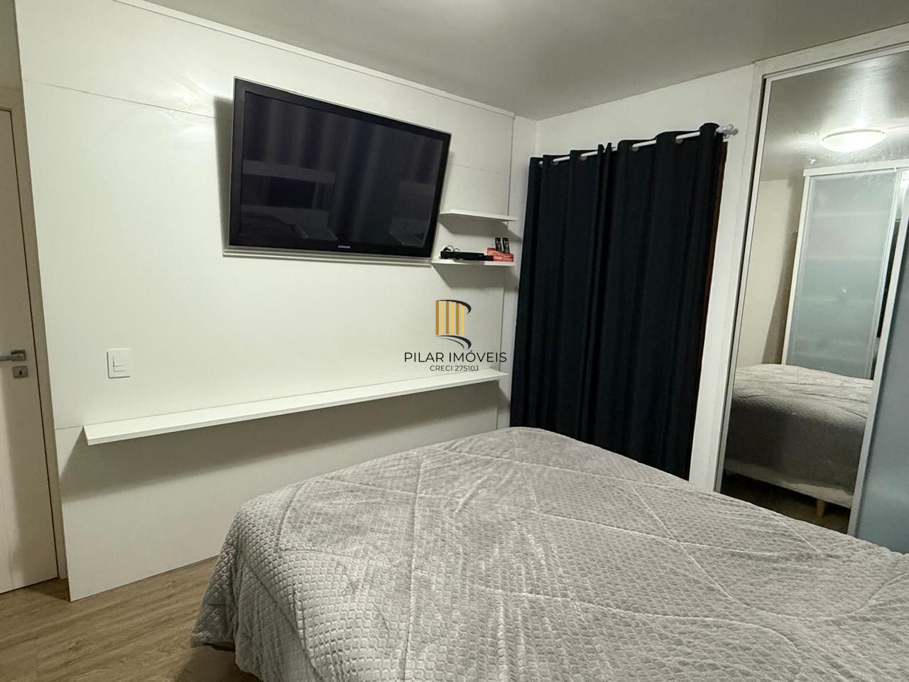 NO BAIRRO MONT'SERRAT APARTAMENTO 2 DORMITÓRIOS COM VAGA COBERTA!