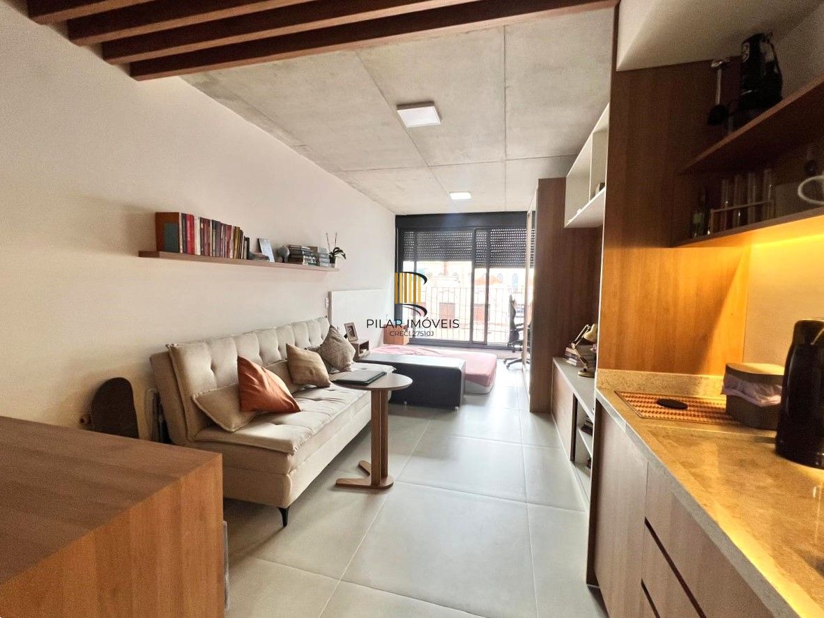 STUDIO SEMIMOBILIADO NA AV. VENÂNCIO AIRES PRÓXIMO AO HPS, UFRGS, HOSP. CLINICAS, COLÉGIO MILITAR!