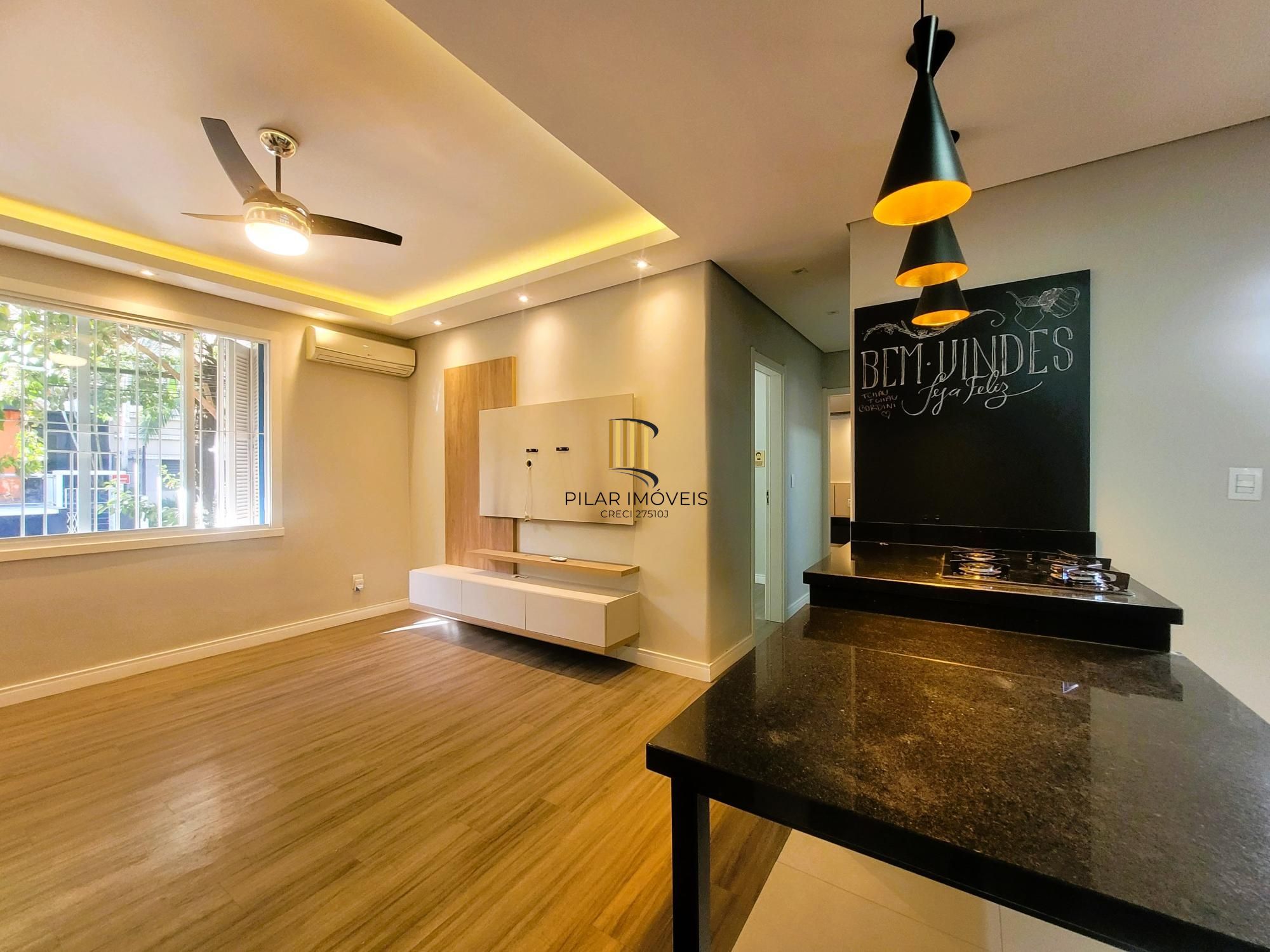 Lindo apartamento 2 dormitórios todo Reformado no Bairro Moinhos.