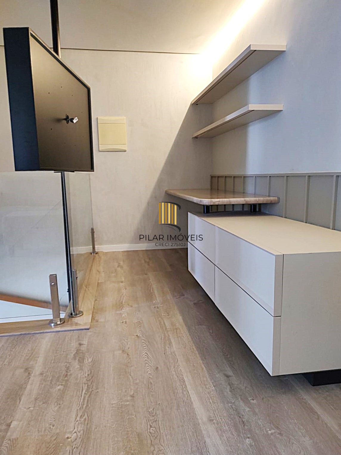 Lindo Duplex 2 dormitórios todo reformado na Dona Laura