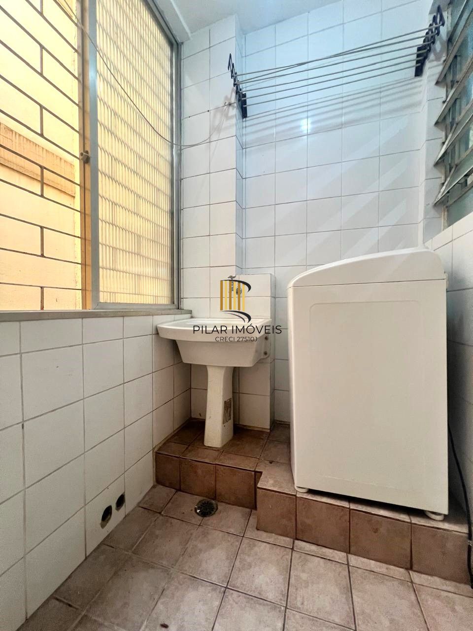 Apartamento 1 dormitório  Semimobiliado no Bairro Independência – Porto Alegre