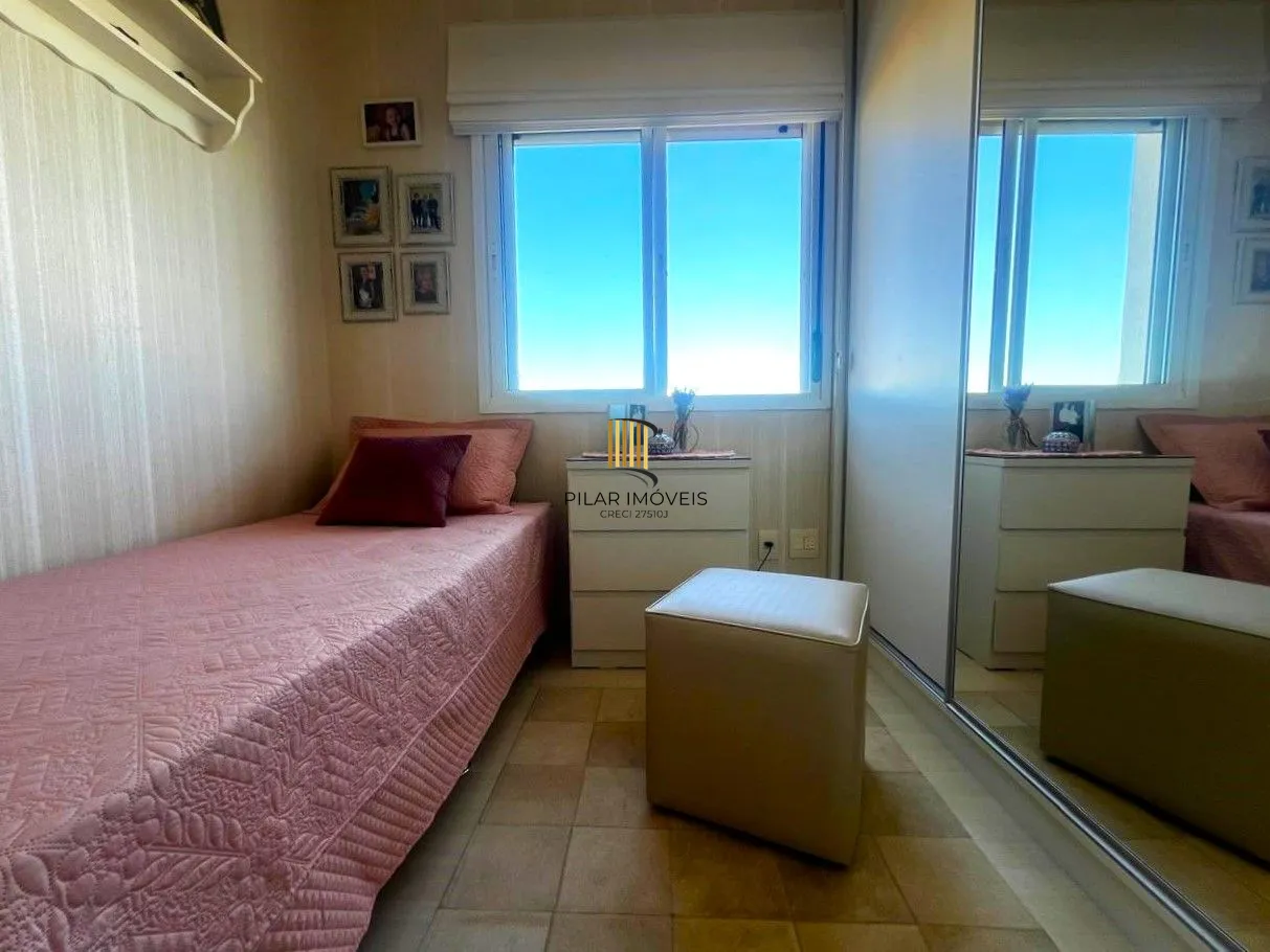 Apartamento 2 dormitórios com vaga na Cidade Baixa