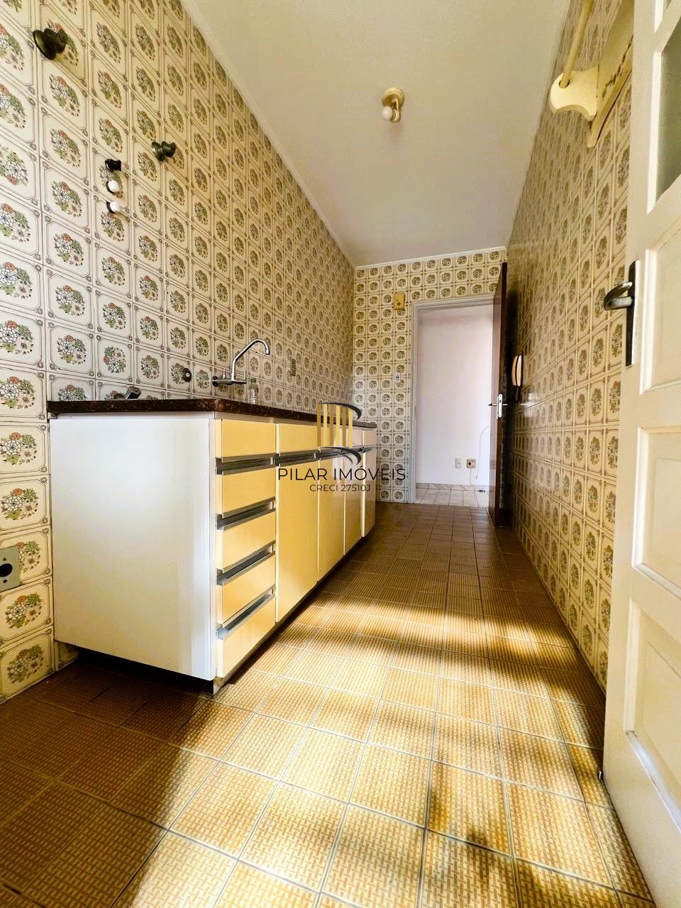 Apartamento 2 dormitórios no Menino Deus