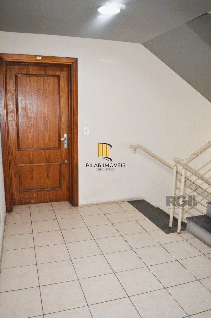 Excelente apto.2 dorm. com 1 suíte, churrasqueira e 1 vaga na Rua Olavo Bilac