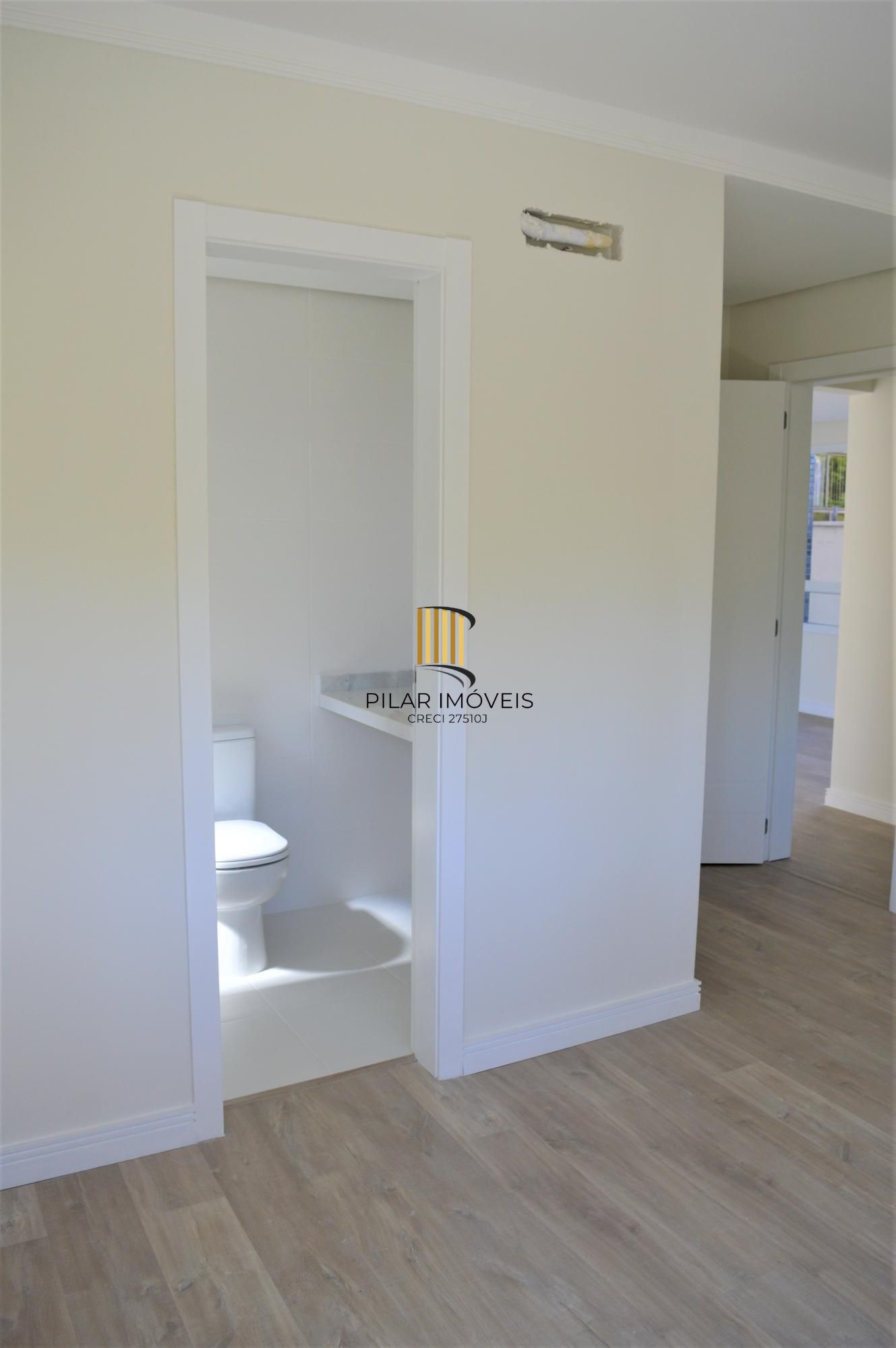 Apartamento com  2 suítes e lavabo em frente ao Parque da Redenção