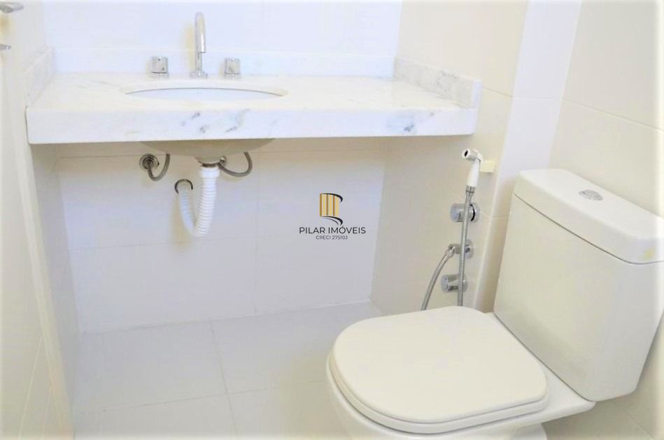 Apartamento 2 dormitórios com 1 suíte e box duplo de garagem no bairro Auxiliadora .