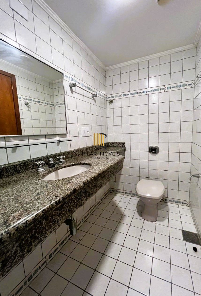 INCRÍVEL CASA COM LAREIRA E ESPAÇO GOOURMET EM CONDOMINIO NO BAIRRO IPANEMA!