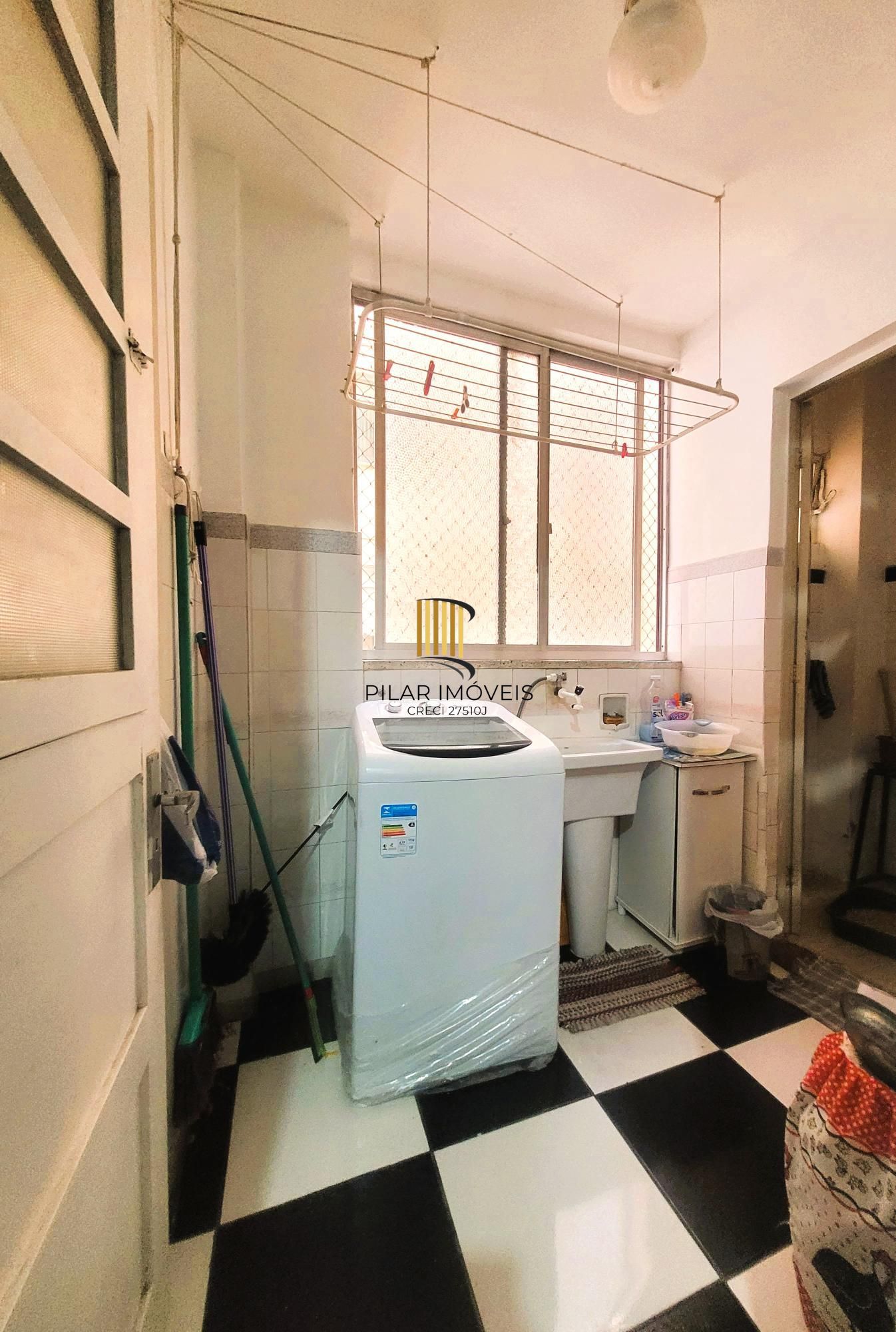 ÓTIMO APARTAMENTO 2 DORMITÓRIOS A 50m DA UFRGS E UFCSPA.