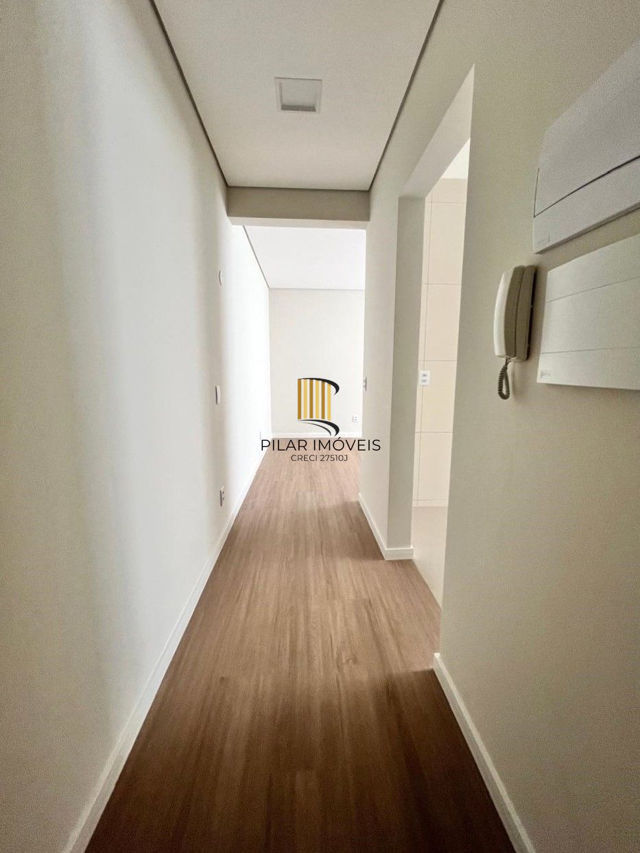 Excelente apartamento 2 dormitórios reformado no Bom Fim