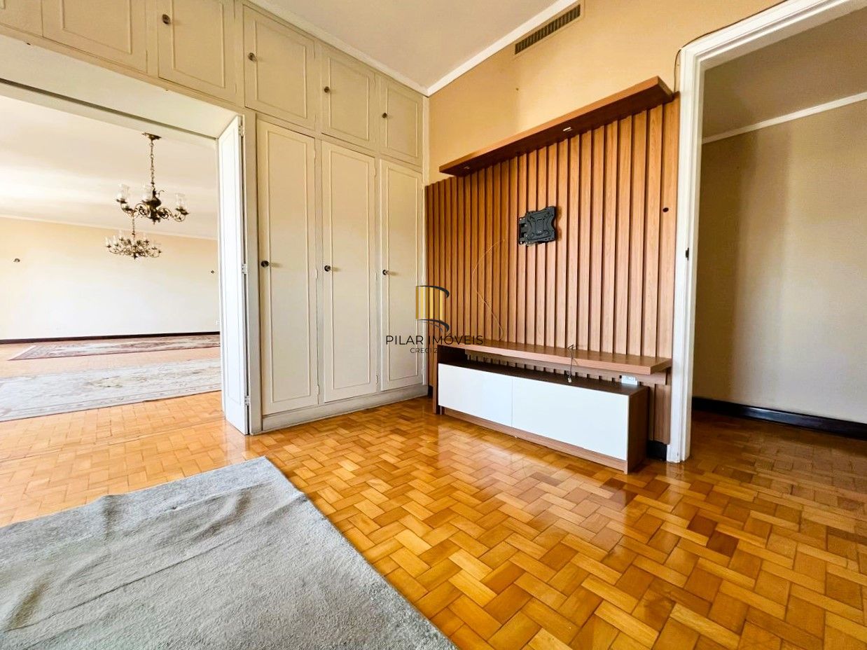 Magnífico apartamento 3 dormitórios com vaga e depósito, vista excepcional para o Guaíba!