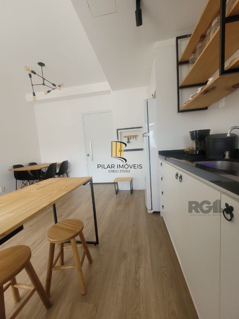 Apartamento 2 dormitórios no bairro Santana