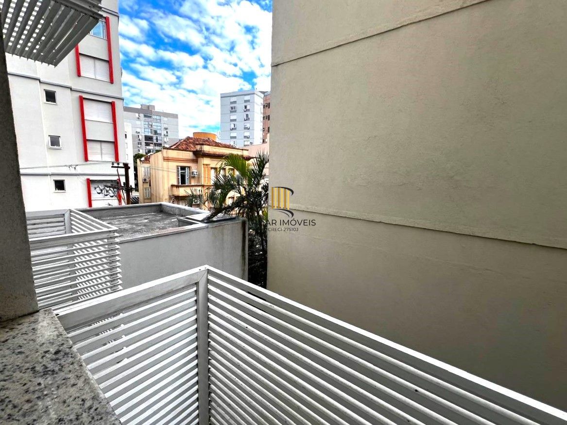Apartamento 2 dormitórios com 1 suíte,  garden, 2 vagas e elevador no Bom Fim!