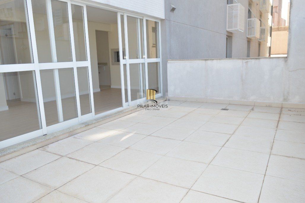 Excelente apartamento 2 dormitórios com garden e duas vagas no Bom Fim