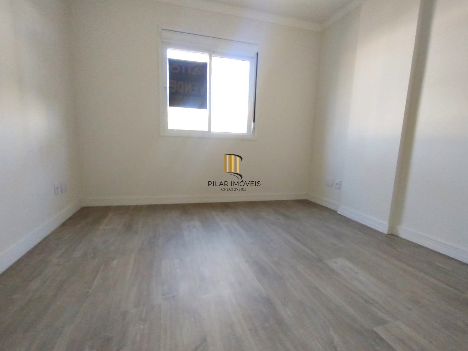 Apartamento com  2 suítes e lavabo em frente ao Parque da Redenção