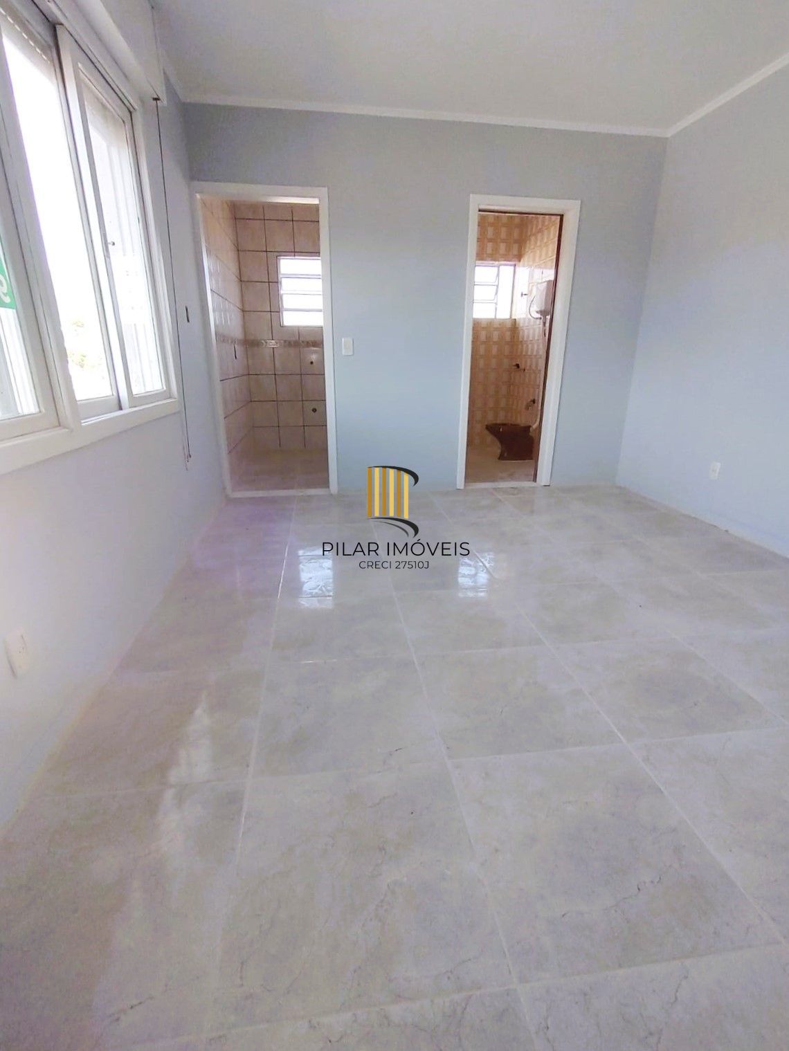 ÓTIMO APARTAMENTO JK NO BAIRRO PARTENON BEM ILUMINADO.