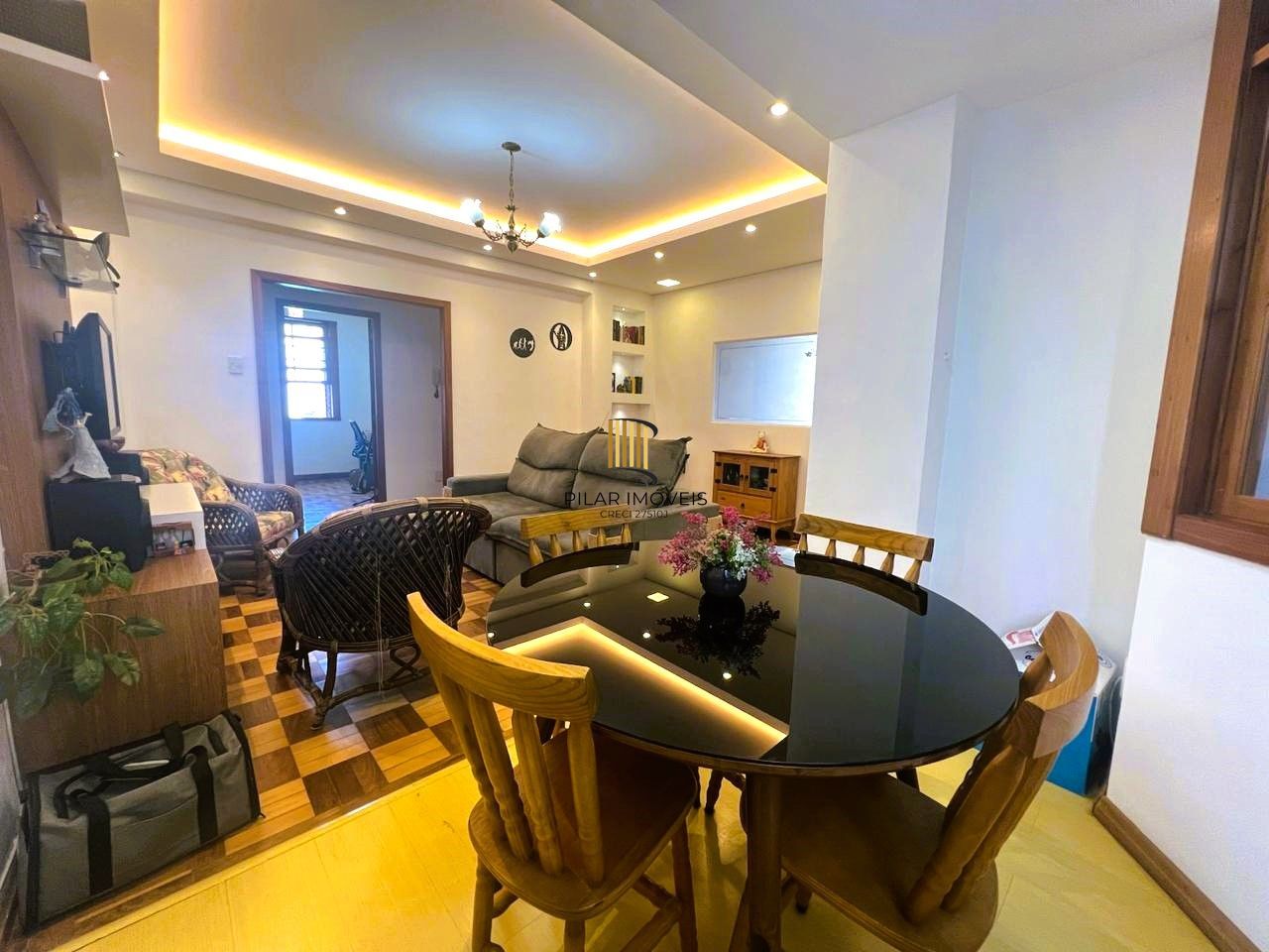 APARTAMENTO 3 DORMITÓRIOS NO BAIRRO BOM FIM PRÓXIMO A UFRGS E PARQUE REDENÇÃO.