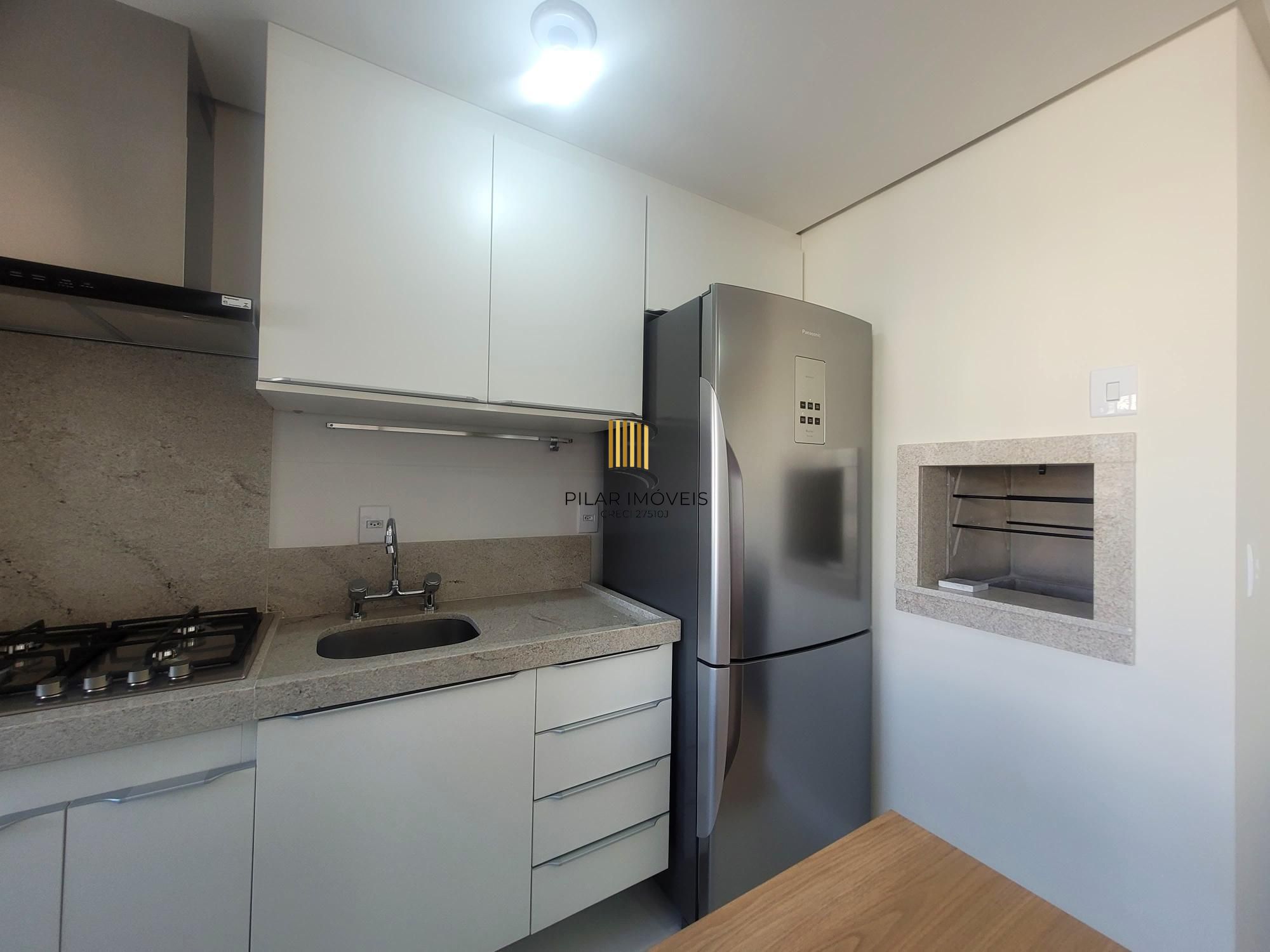 Excelente apartamento 2 dormitórios semi mobiliado no Mont`t Serrat