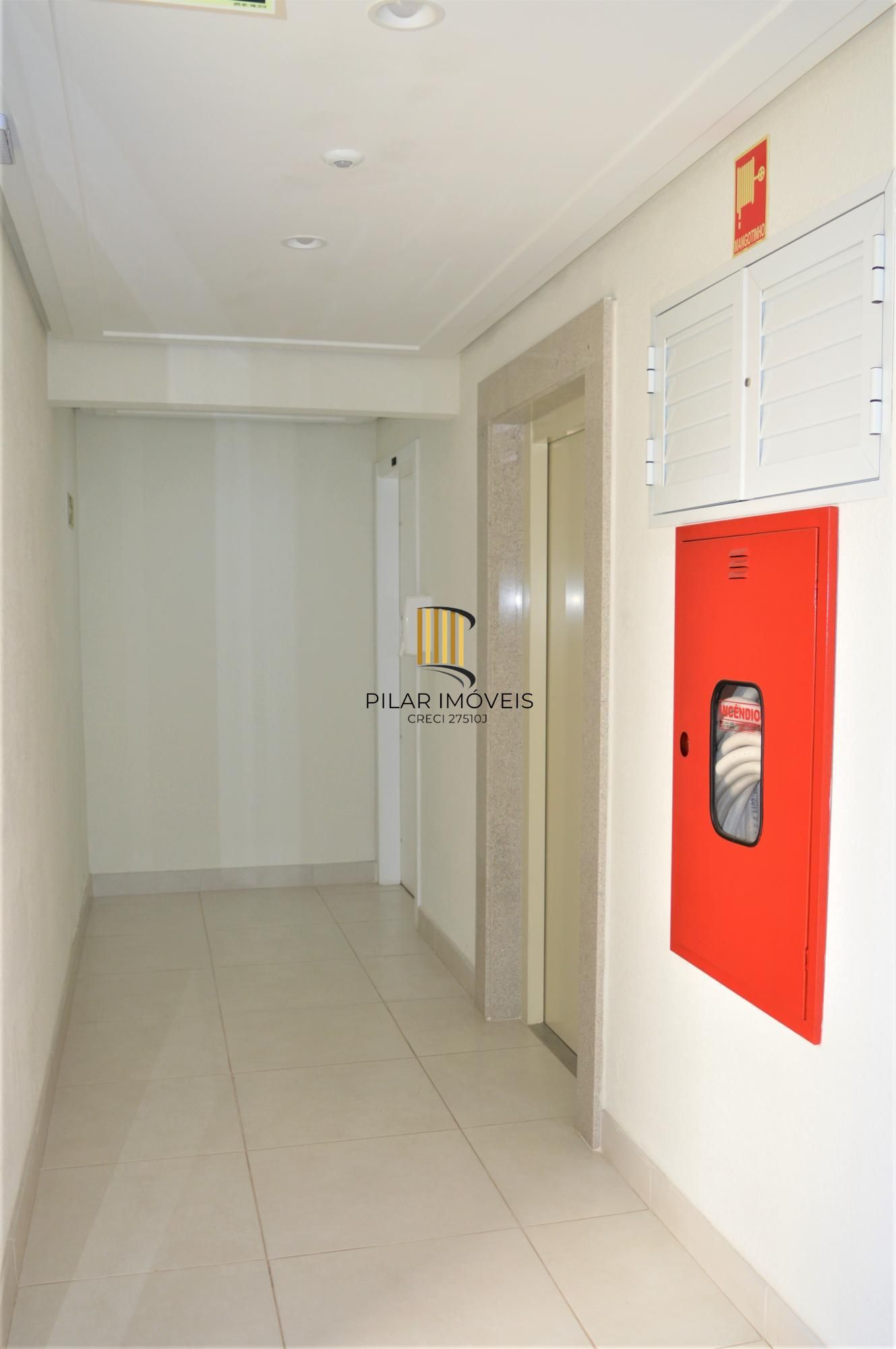 Apartamento com  2 suítes e lavabo em frente ao Parque da Redenção